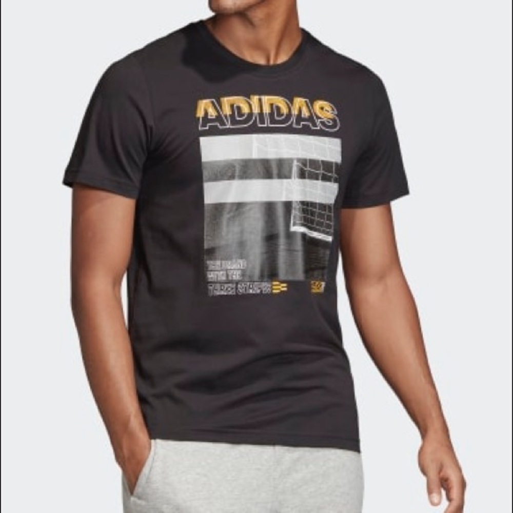 •Adidas• MH photo graphic tee